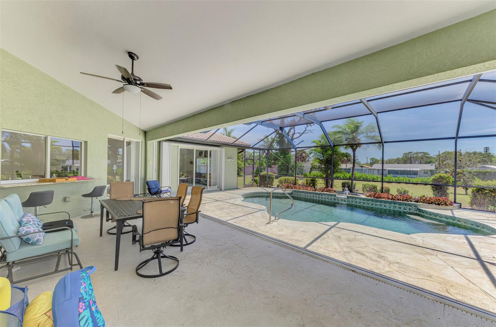 900 PARK PLACE DR — photo 13