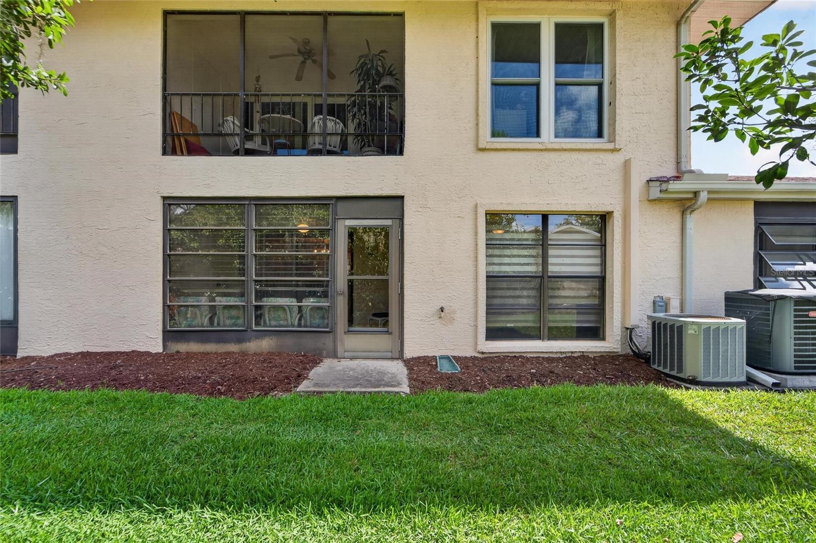 319 KNOTTWOOD CT #2 — photo 37