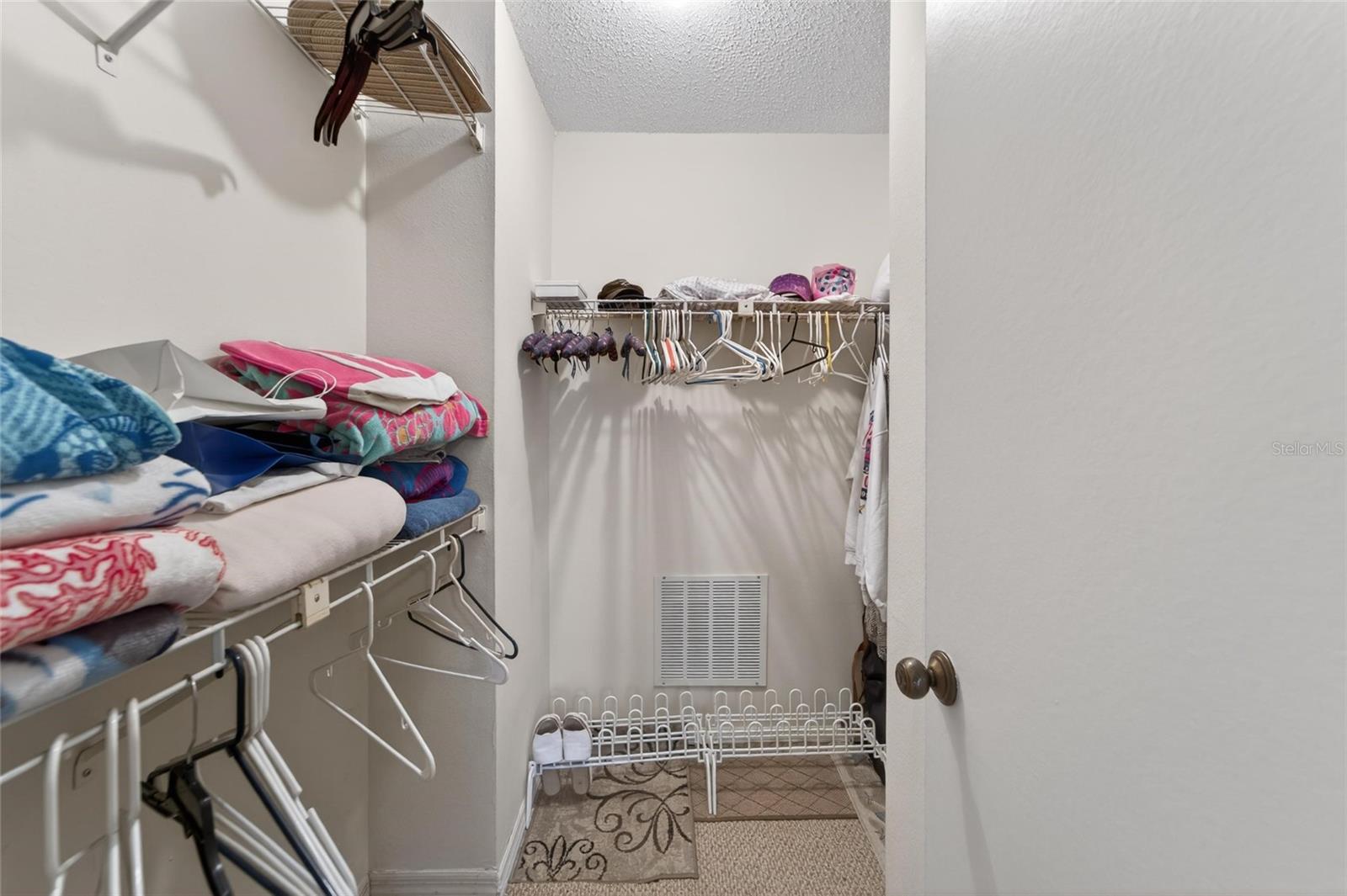 319 KNOTTWOOD CT #2 — photo 29