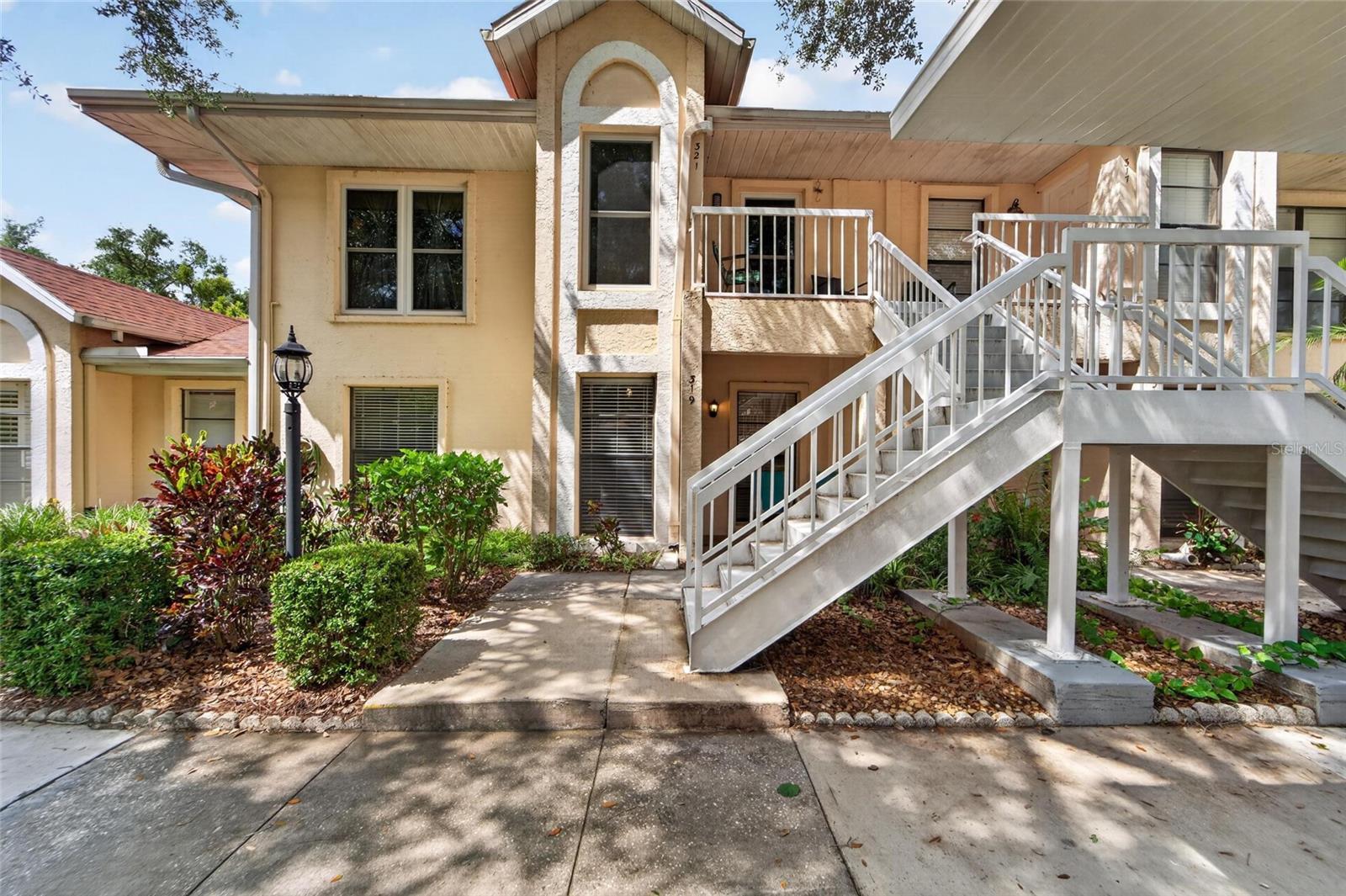319 KNOTTWOOD CT #2 — photo 38
