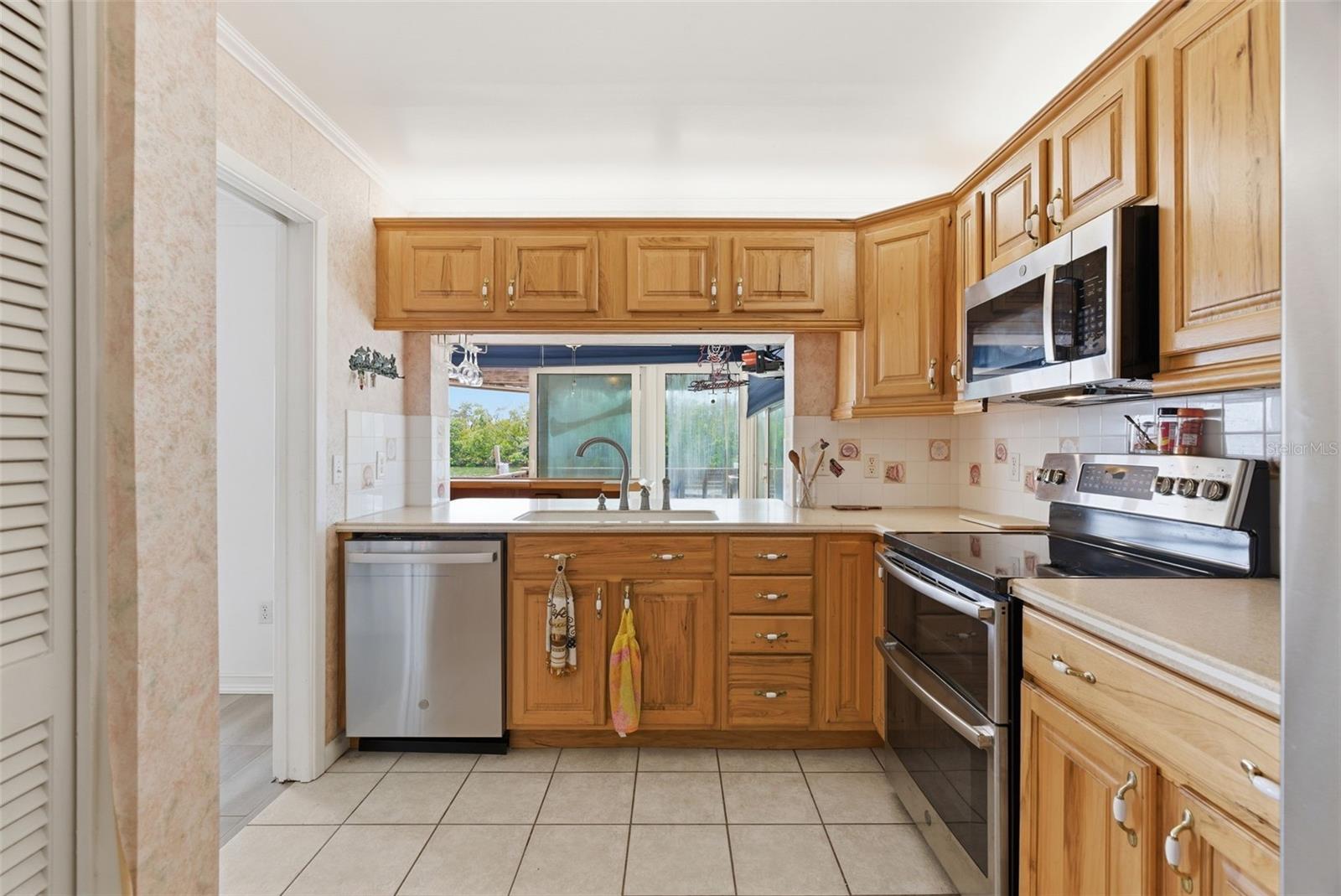 1421 SEA GULL DR S — photo 42