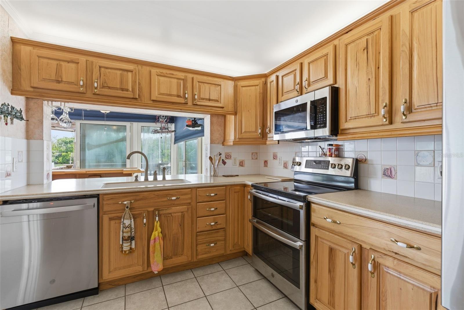 1421 SEA GULL DR S — photo 43