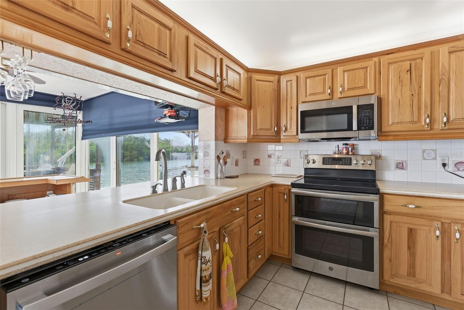 1421 SEA GULL DR S — photo 40