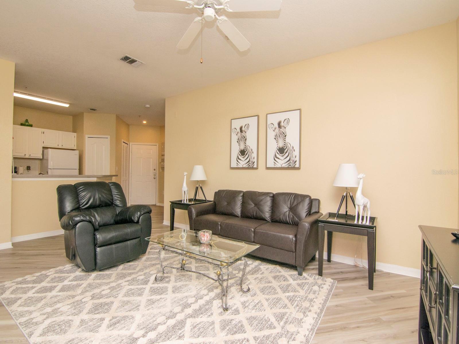 5815 LEGACY CRESCENT PL #202 — photo 2