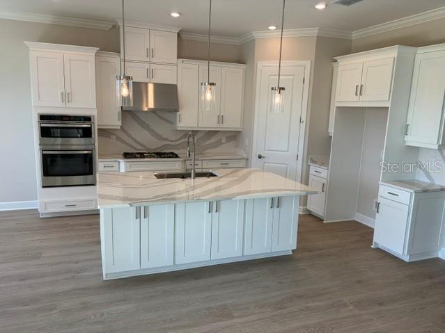 7649 MOONBEAM AVE — photo 2