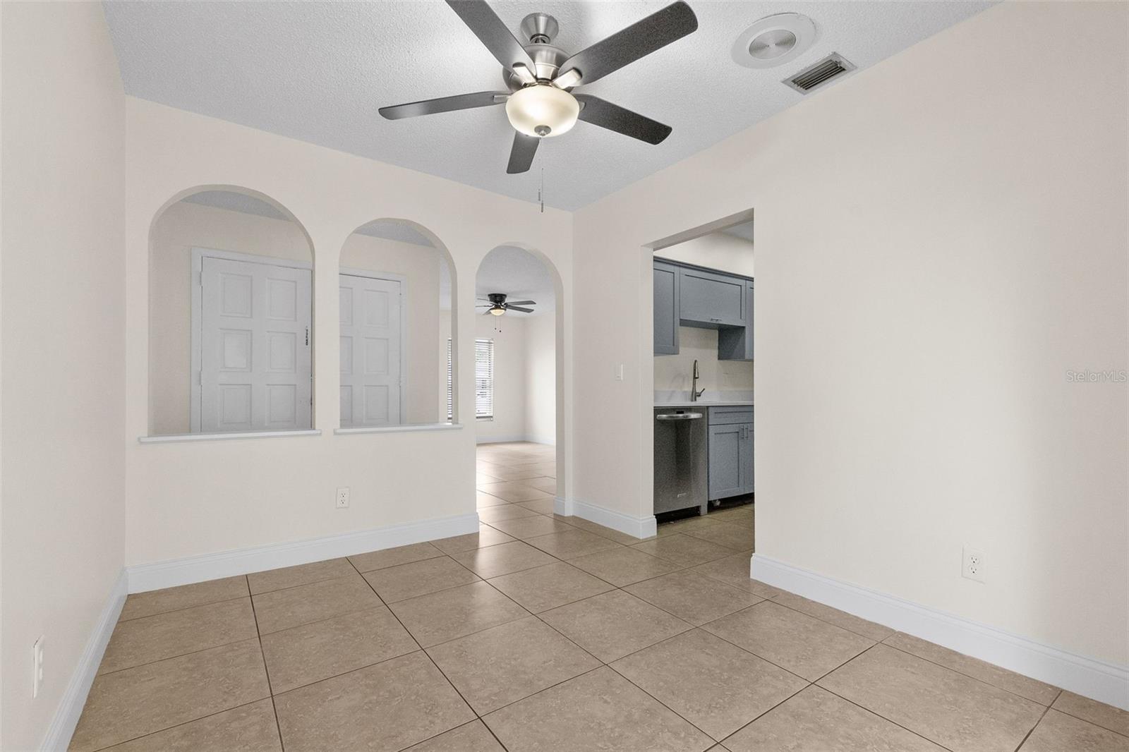 7516 ARMAND CIR — photo 13