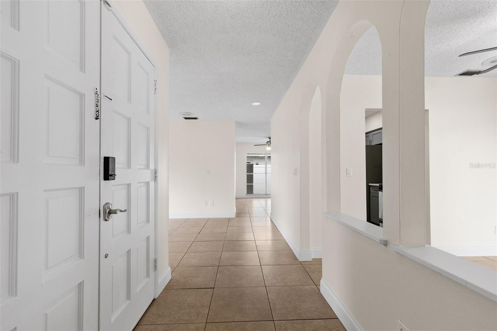 7516 ARMAND CIR — photo 6