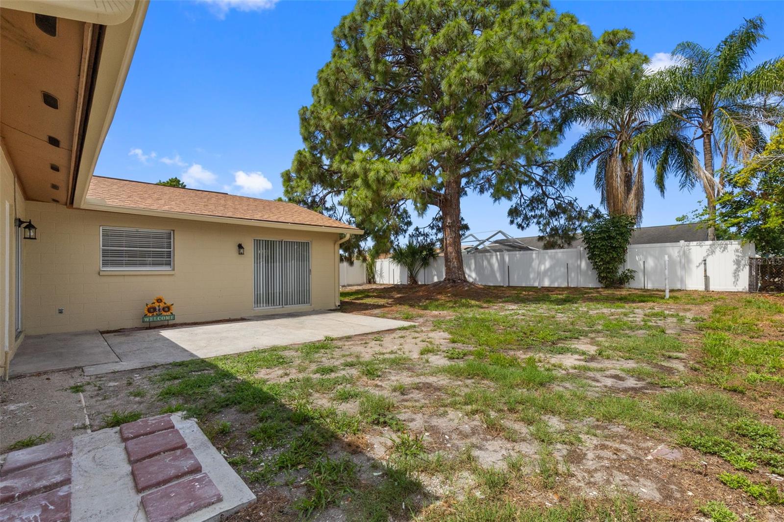 7516 ARMAND CIR — photo 45