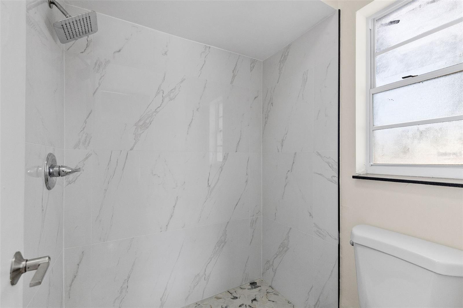 7516 ARMAND CIR — photo 38