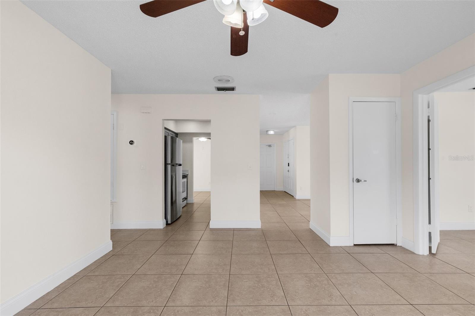 7516 ARMAND CIR — photo 17