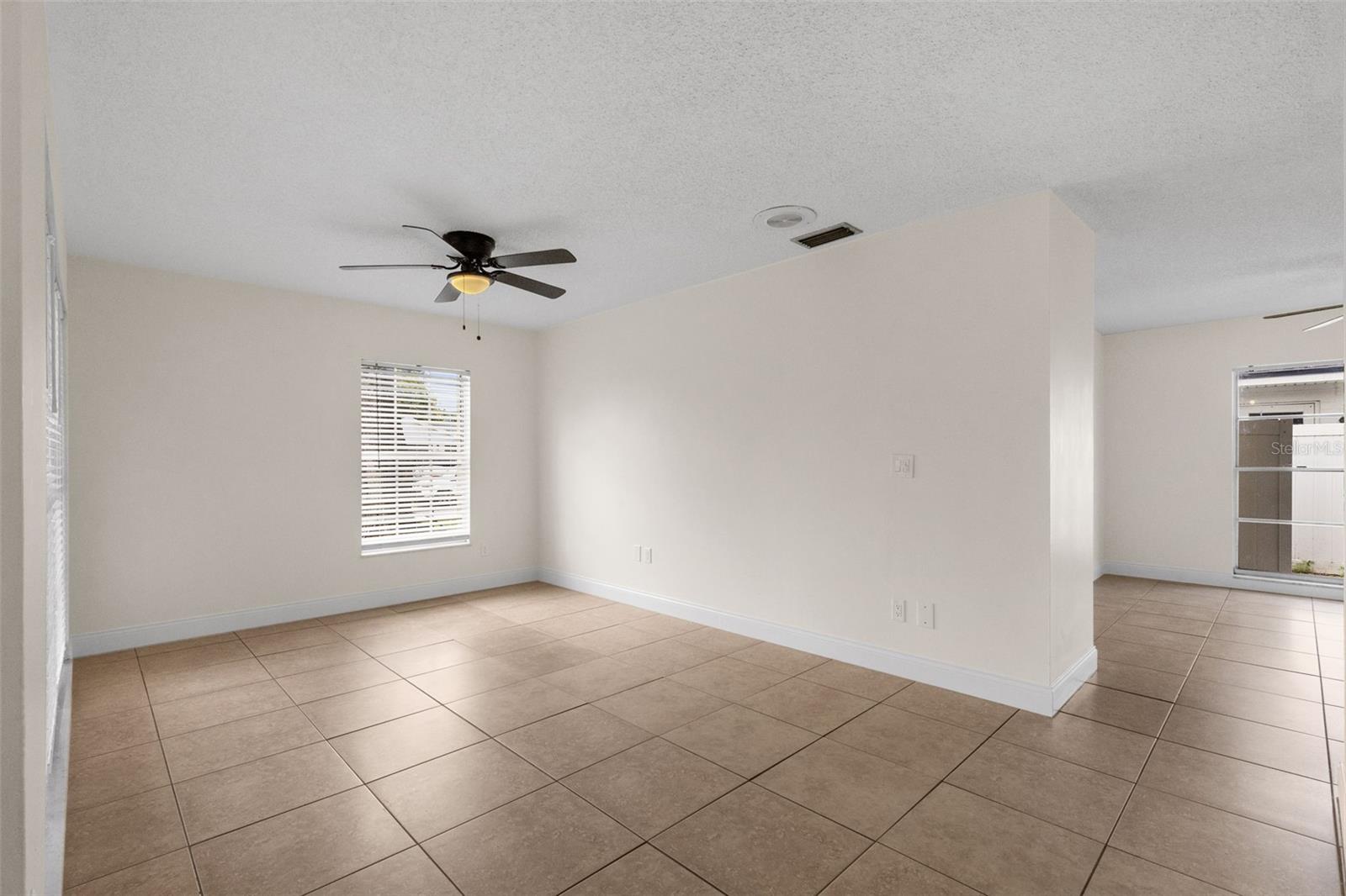 7516 ARMAND CIR — photo 7