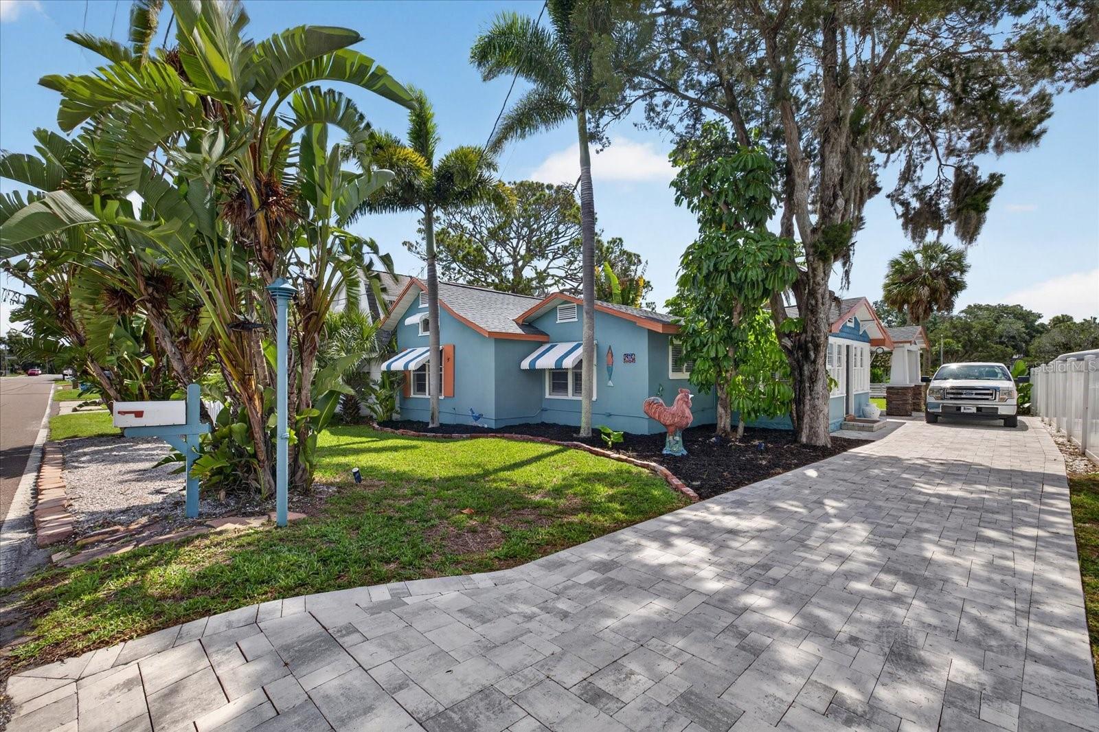 6202 RIVER RD — photo 2