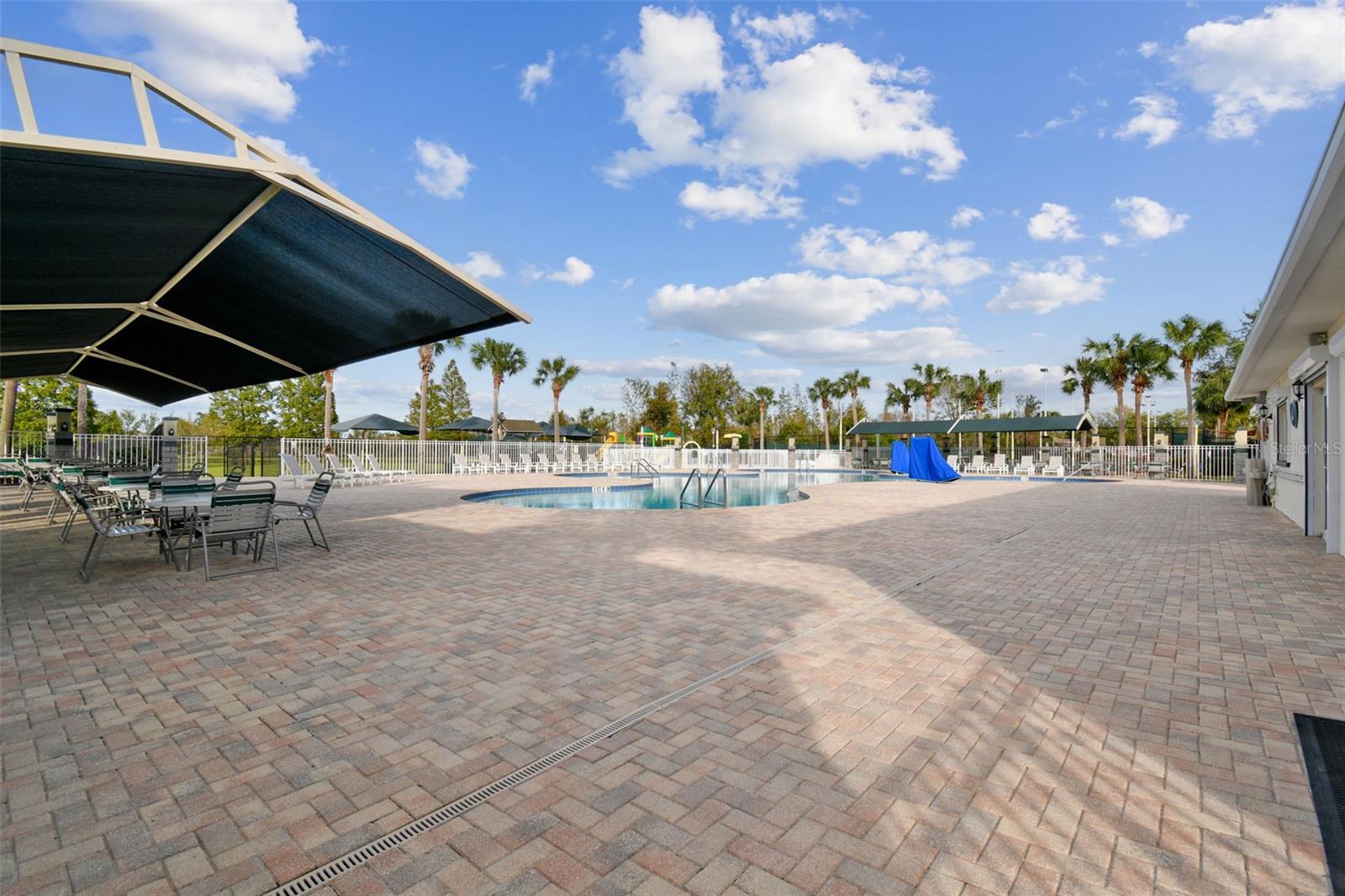 1330 STANDRIDGE DR — photo 83