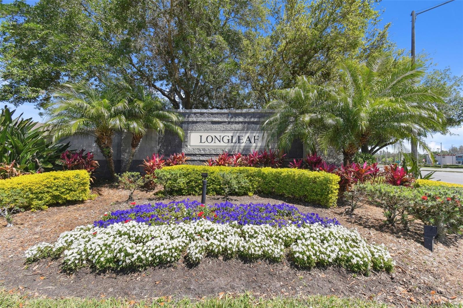 1330 STANDRIDGE DR — photo 92
