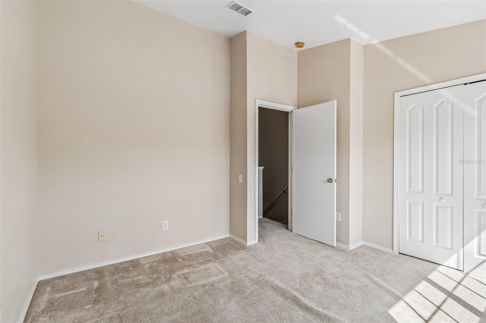 1330 STANDRIDGE DR — photo 22