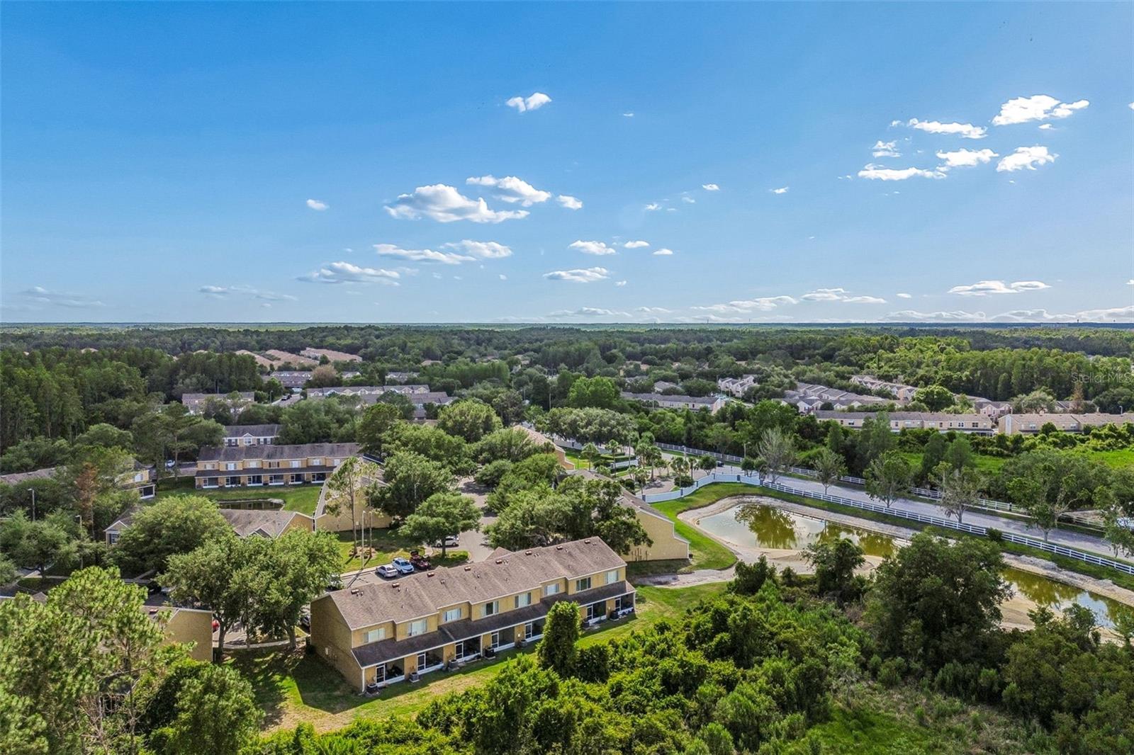 1330 STANDRIDGE DR — photo 46