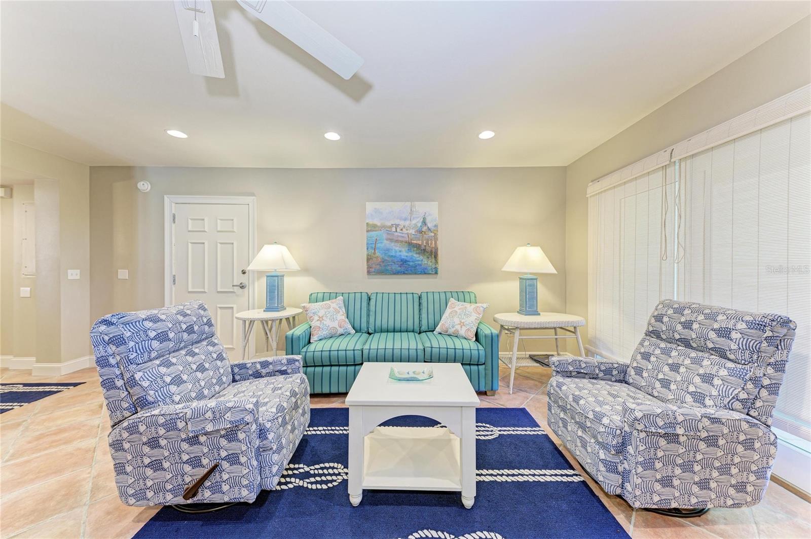 101 PALM AVE #2 — photo 8