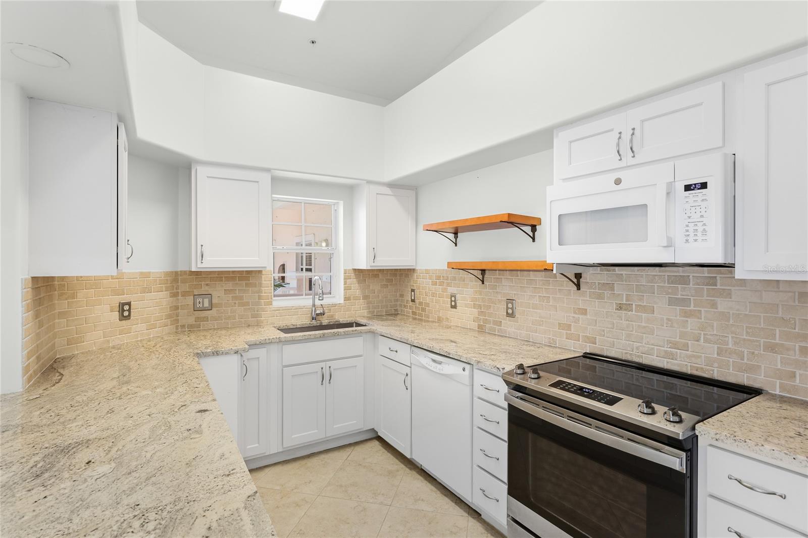 4244 CENTRAL SARASOTA PKWY #726 — photo 11