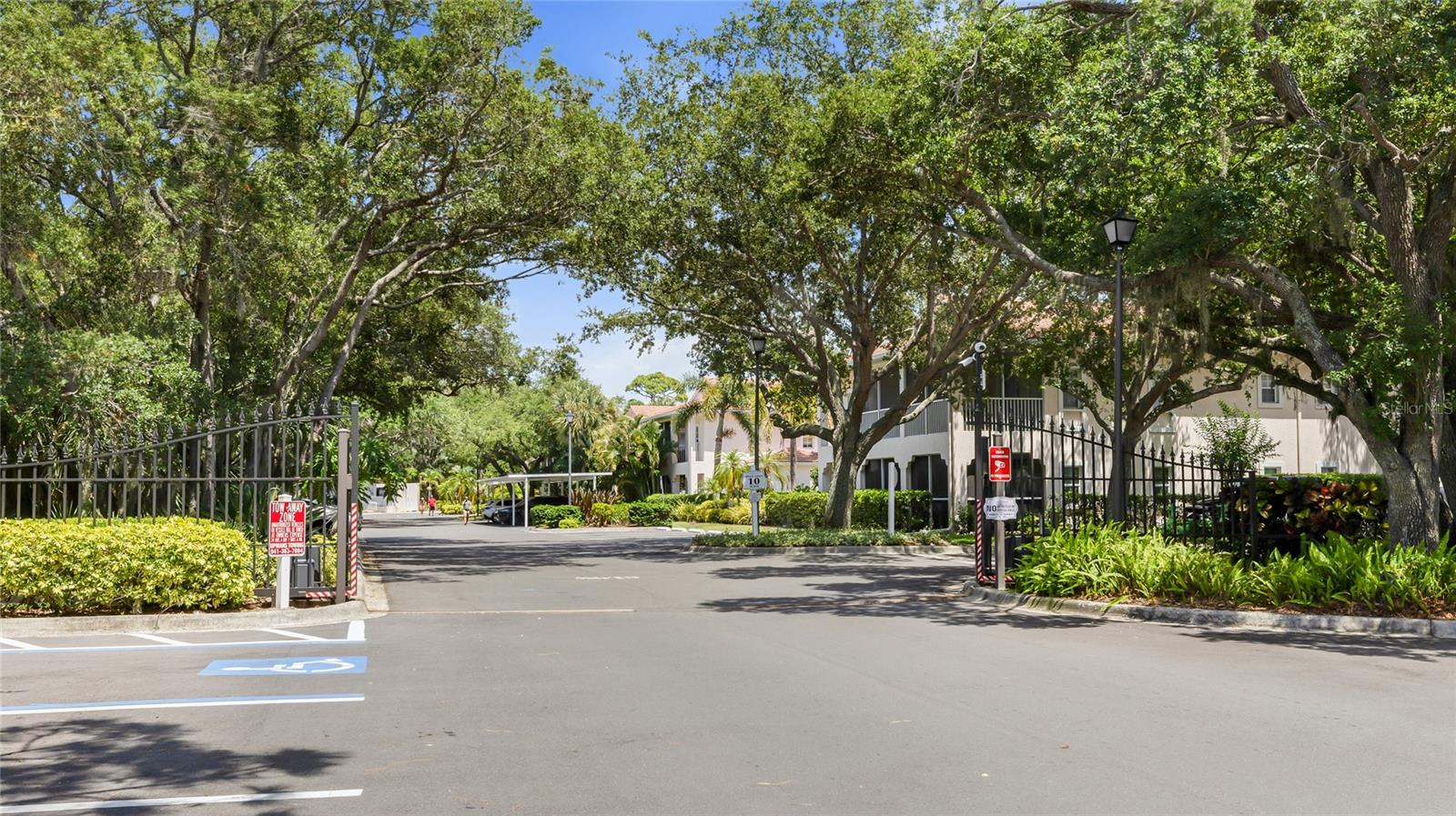 4244 CENTRAL SARASOTA PKWY #726 — photo 31