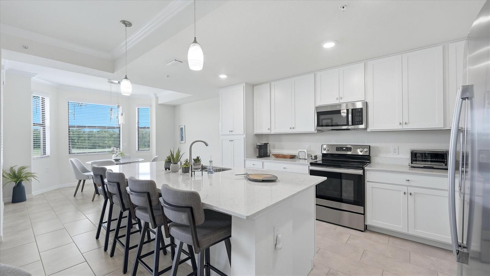 17810 GAWTHROP DR #203 — photo 3