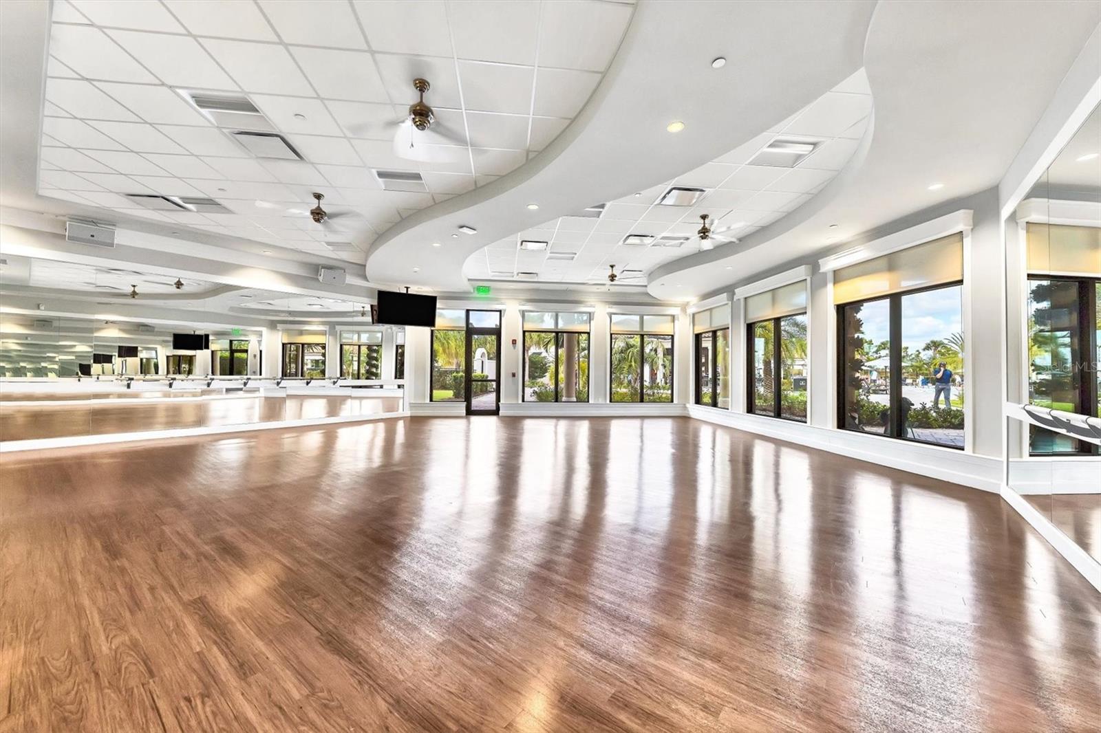 17810 GAWTHROP DR #203 — photo 49