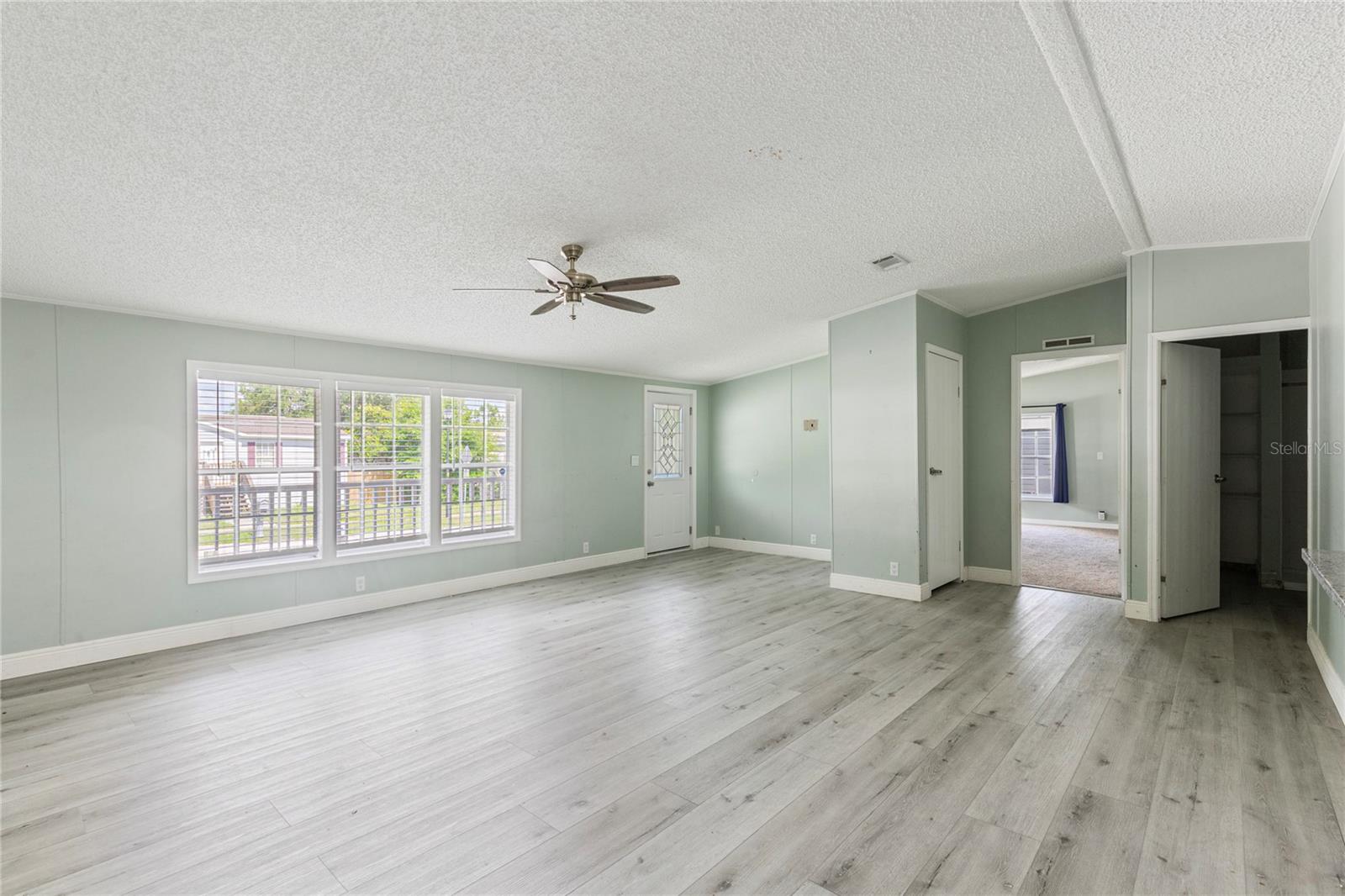 3518 KIAH DR — photo 14
