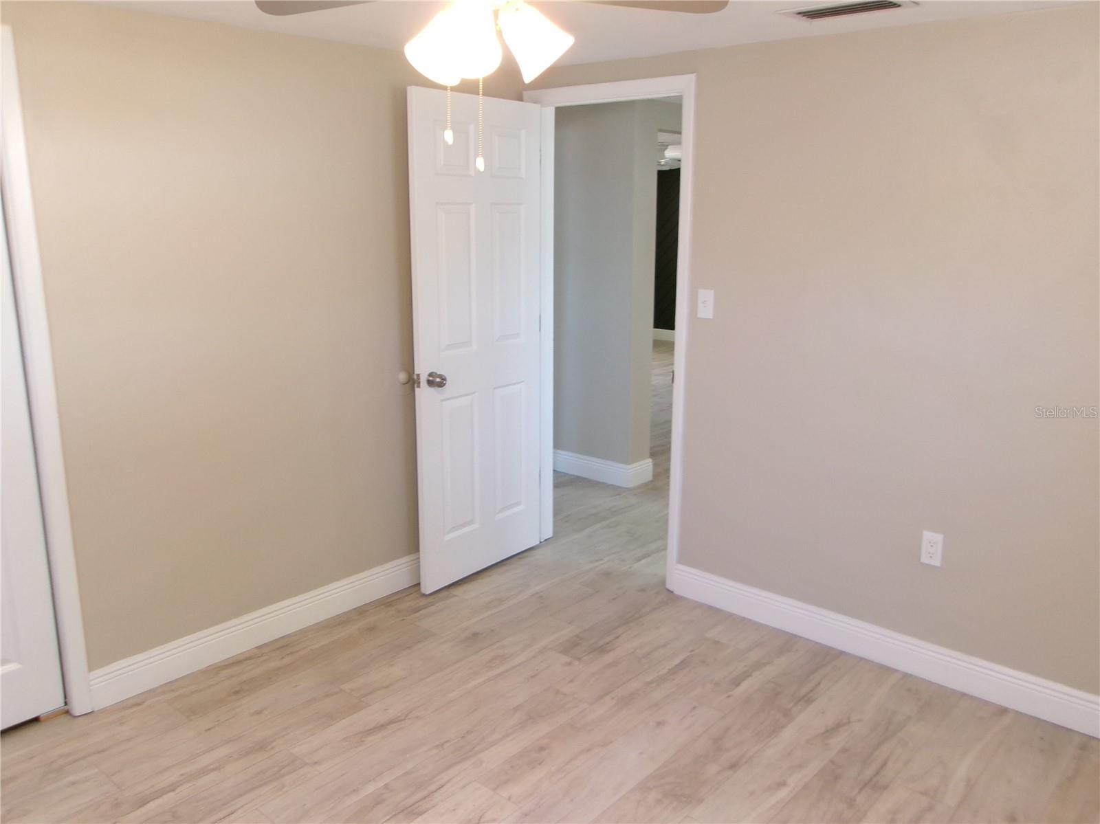 5103 VALIMOR DR — photo 11