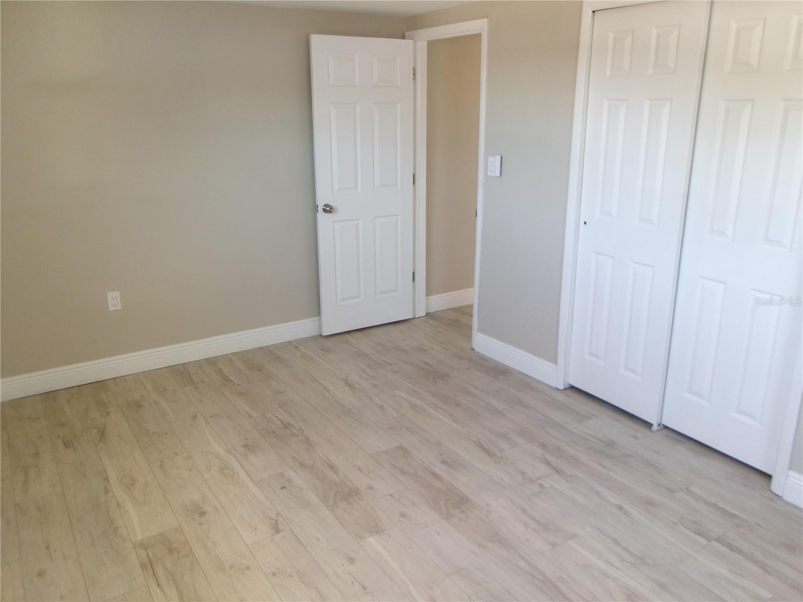 5103 VALIMOR DR — photo 12