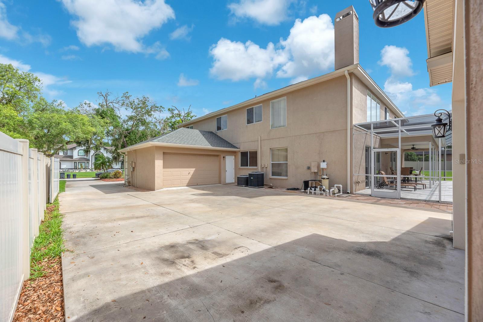 8805 CROSS LANDING LN — photo 48