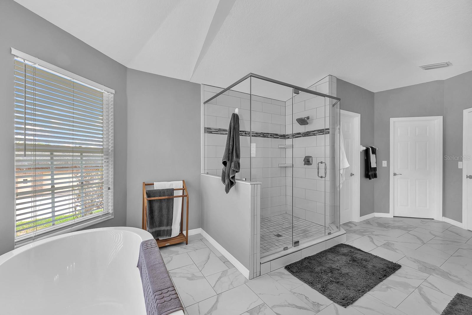 8805 CROSS LANDING LN — photo 35