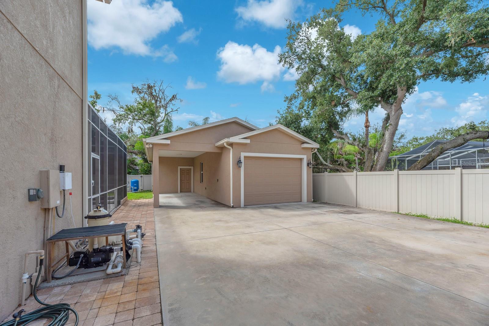 8805 CROSS LANDING LN — photo 49
