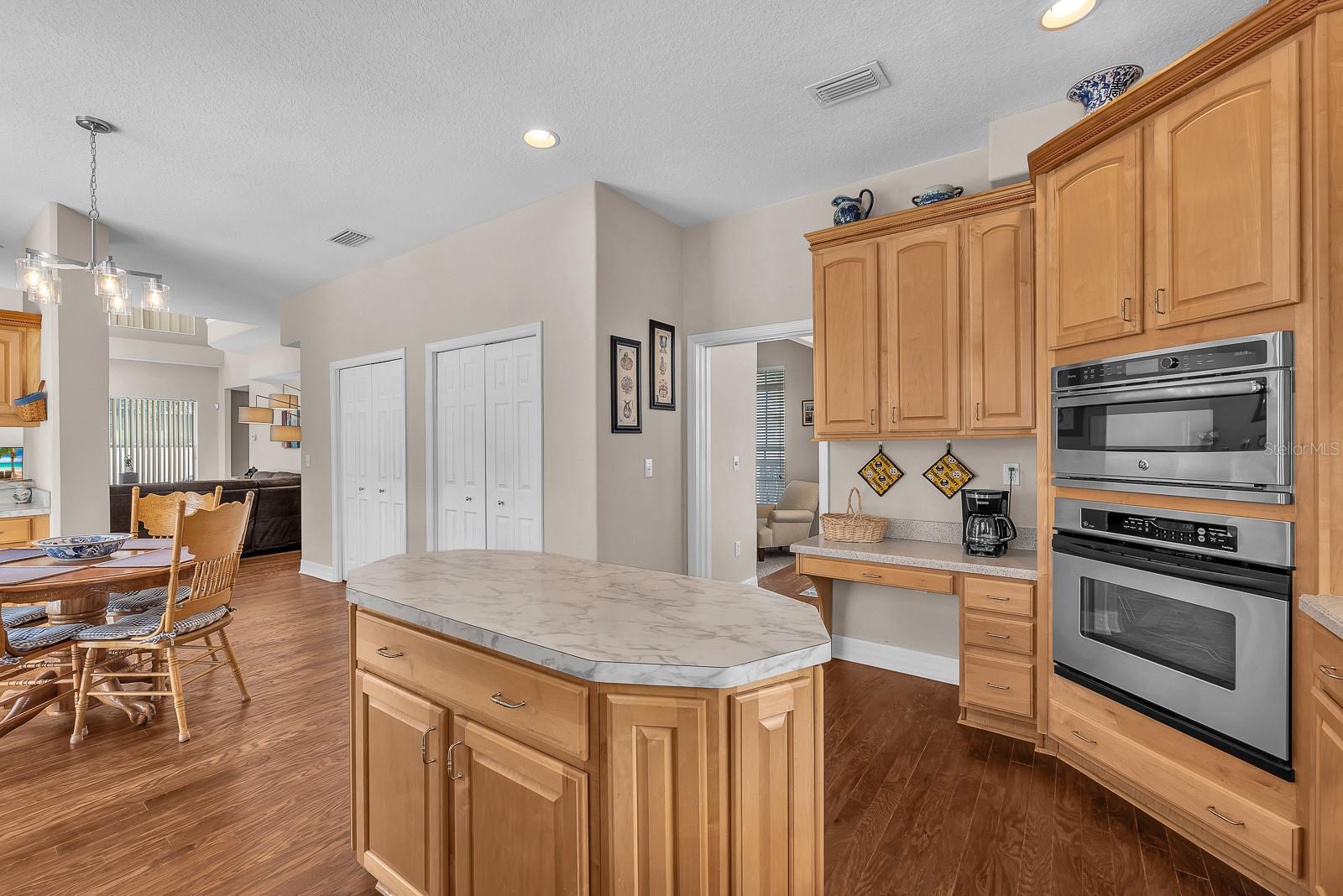 8805 CROSS LANDING LN — photo 17