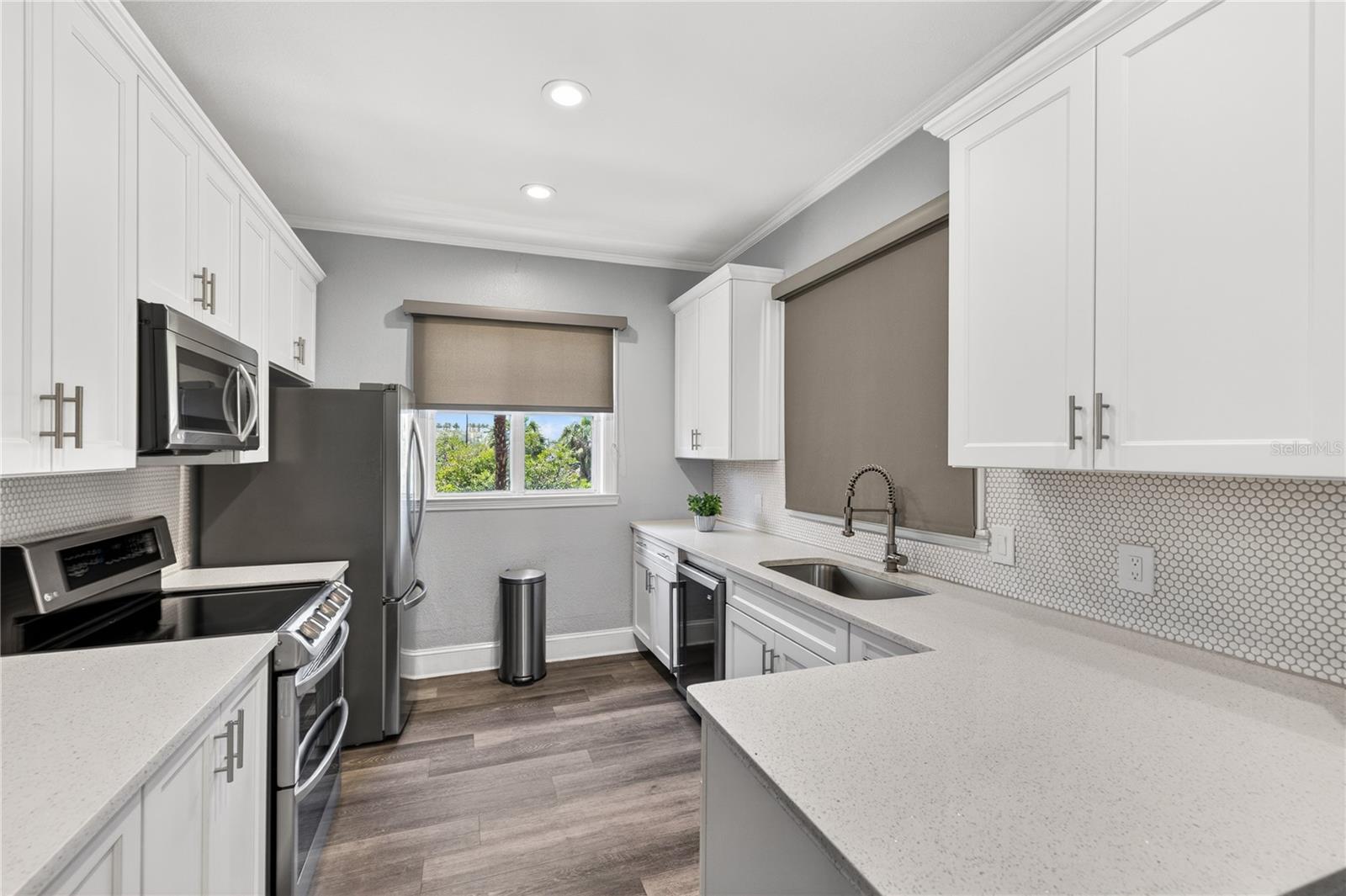 5000 CULBREATH KEY WAY #9-216 — photo 35