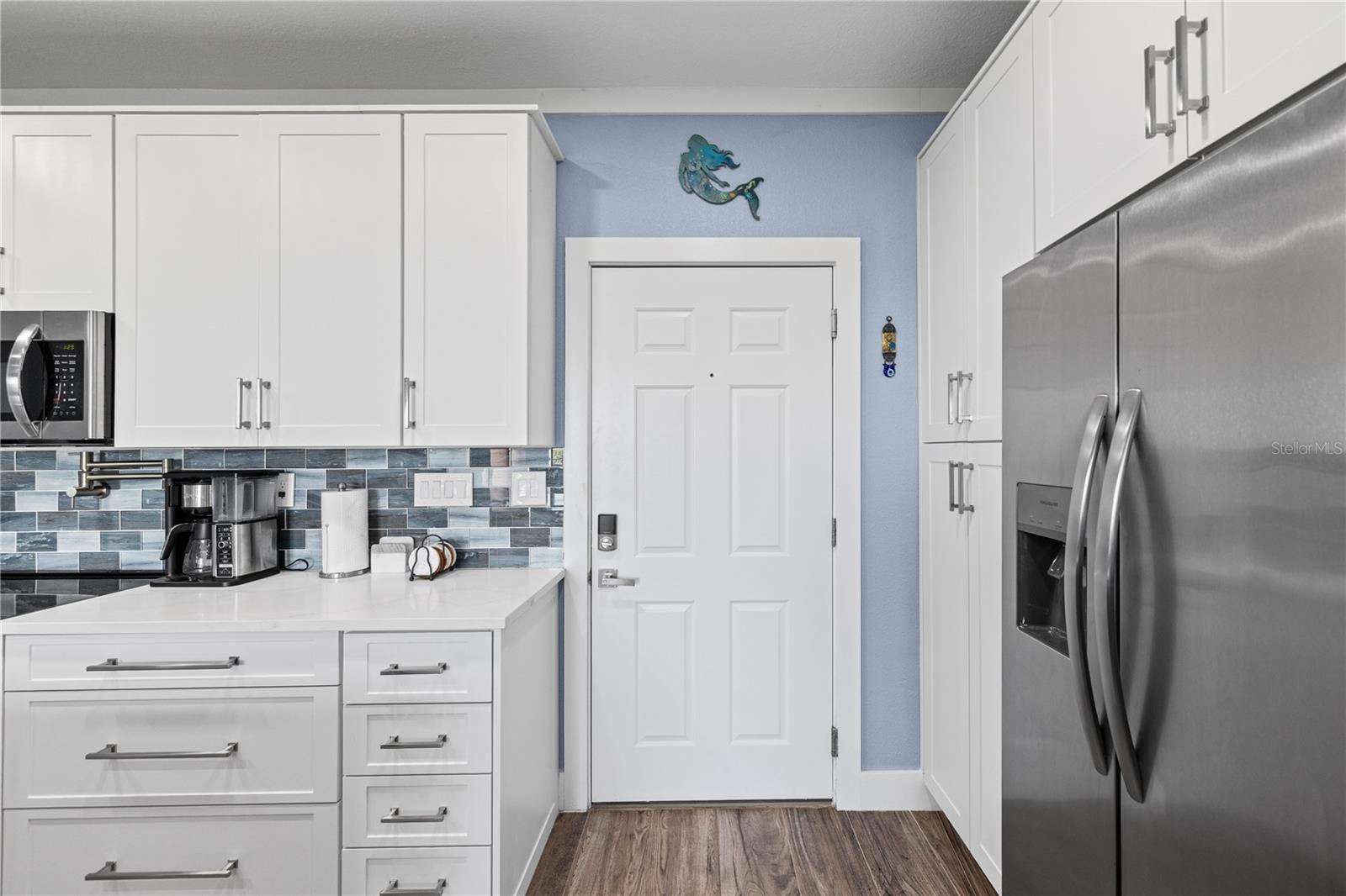 5000 CULBREATH KEY WAY #9-216 — photo 9
