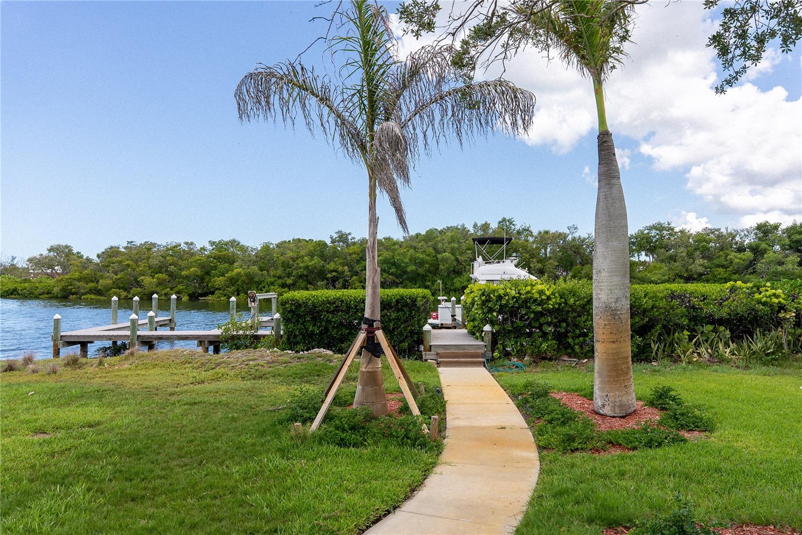 2424 BAY DR #2424/2426 — photo 30