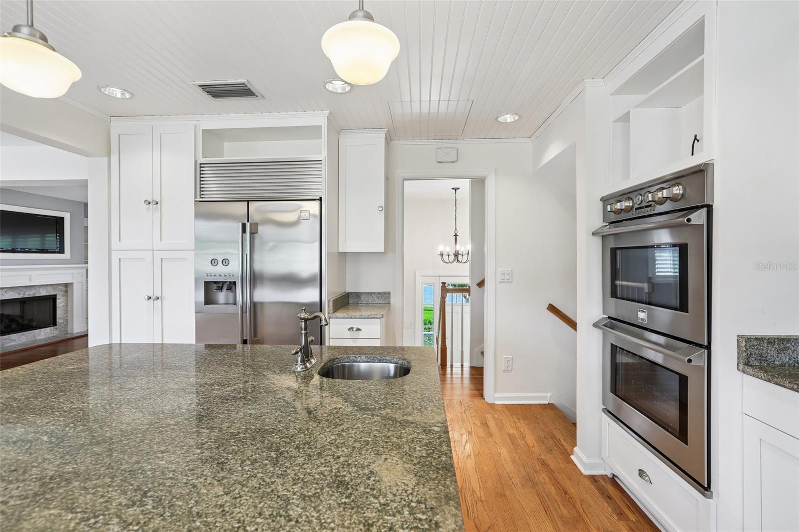 6827 TEQUESTA DR — photo 14
