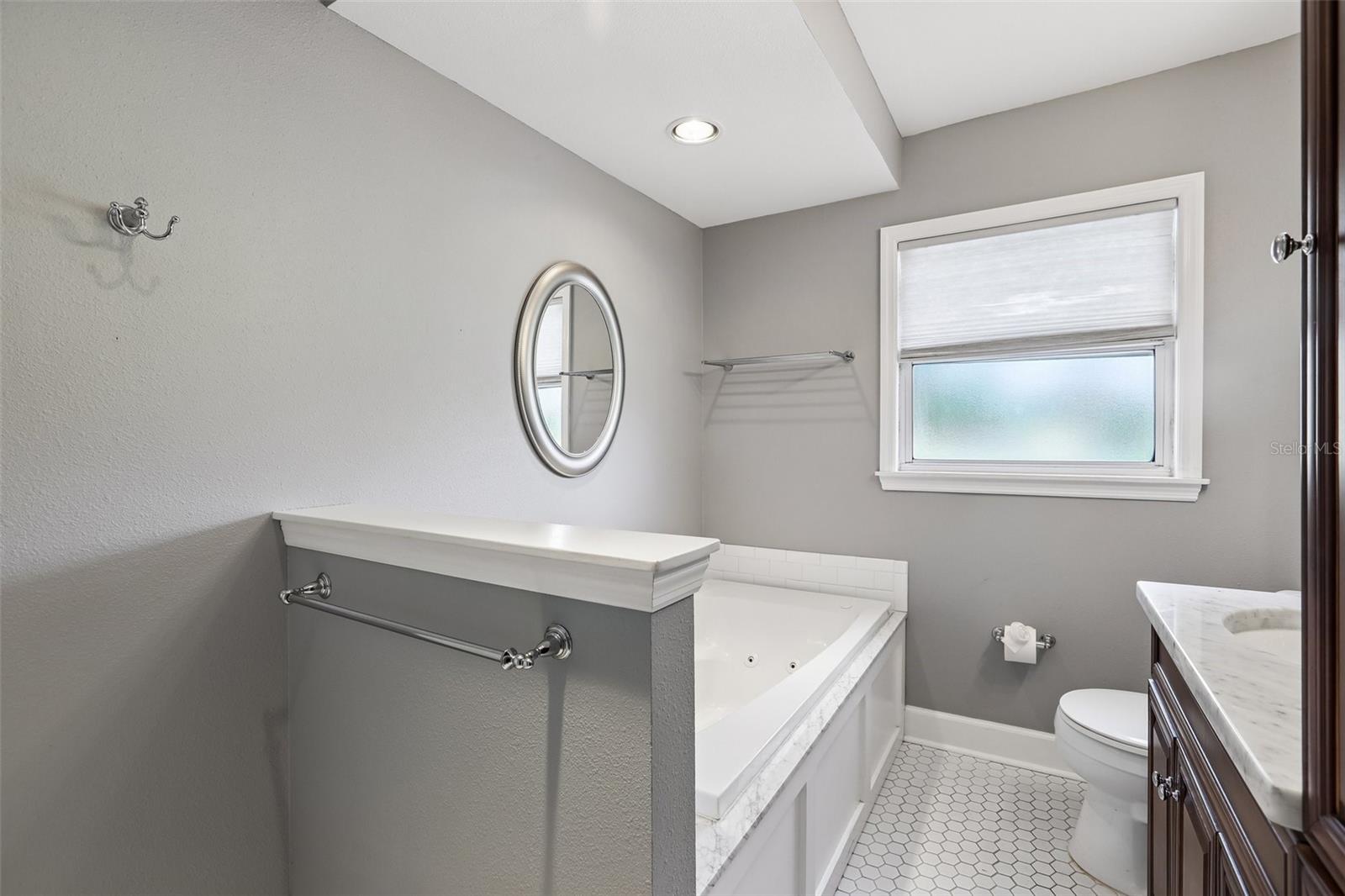 6827 TEQUESTA DR — photo 29