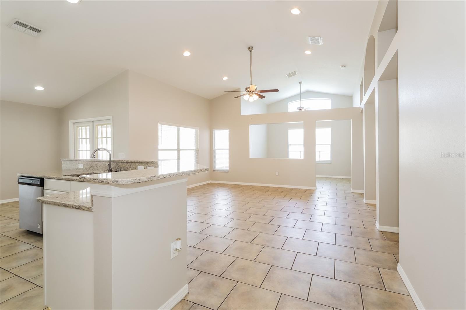 23211 BAYOU GROVE ST — photo 4