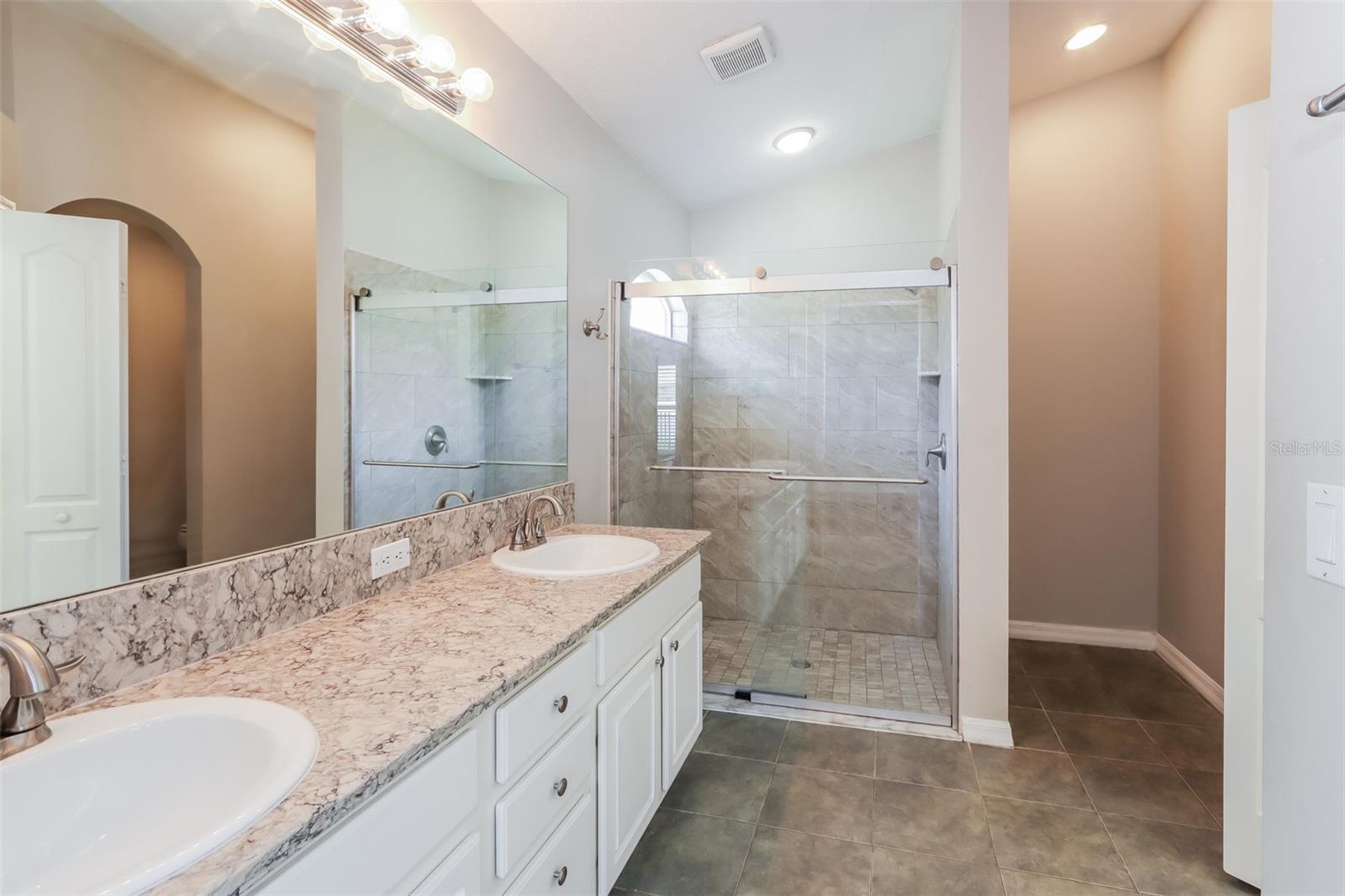23211 BAYOU GROVE ST — photo 10
