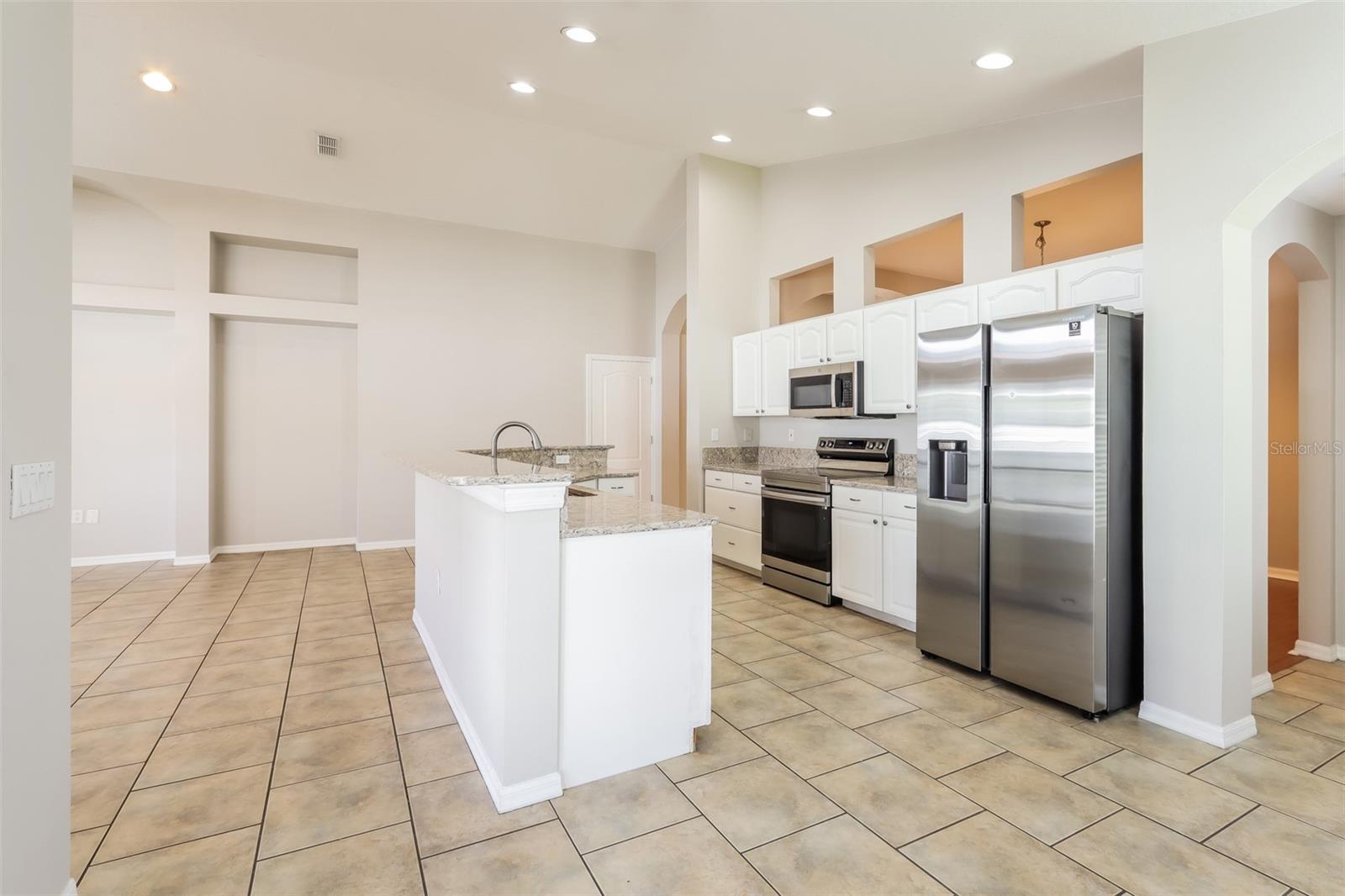 23211 BAYOU GROVE ST — photo 3