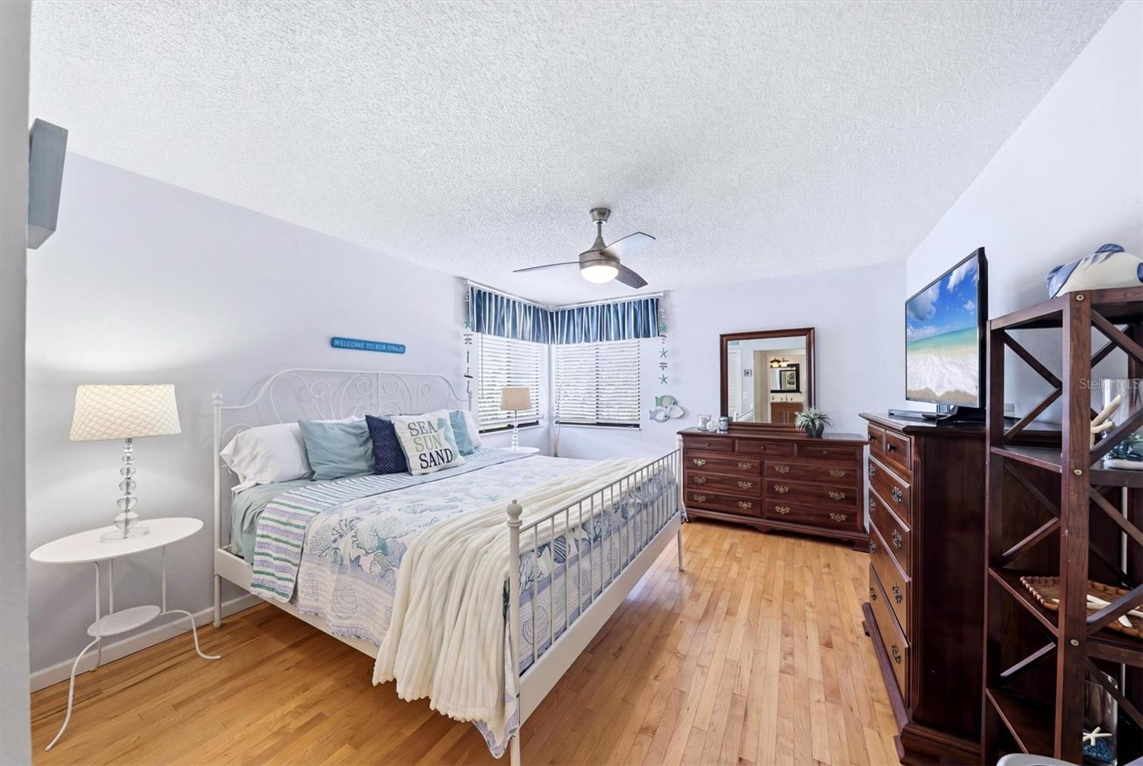 517 KUMQUAT DR — photo 42