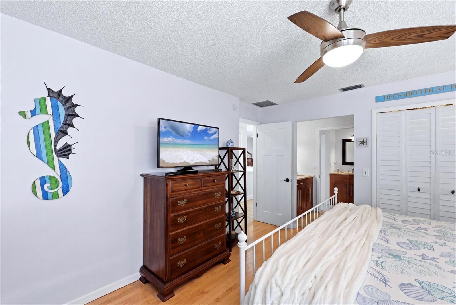 517 KUMQUAT DR — photo 43