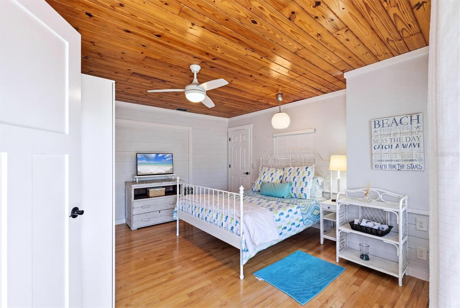 517 KUMQUAT DR — photo 49