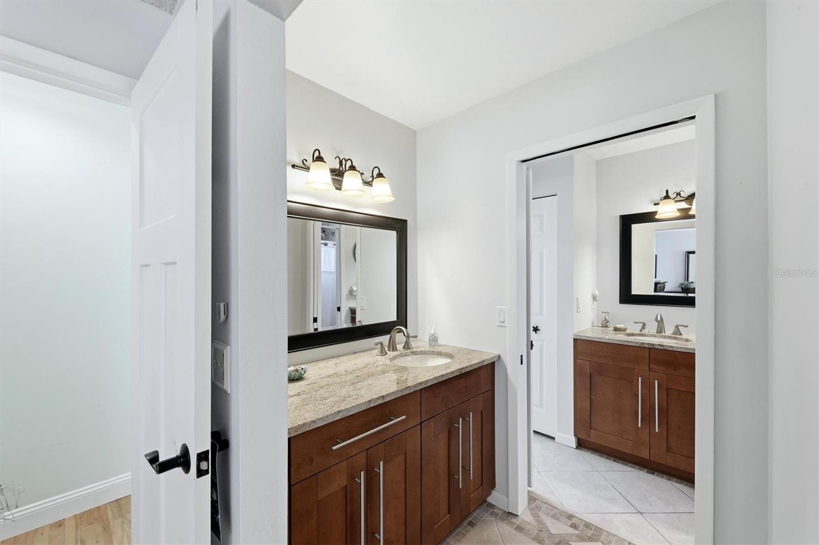 517 KUMQUAT DR — photo 44