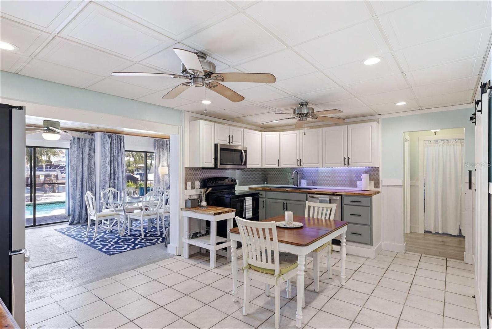517 KUMQUAT DR — photo 27