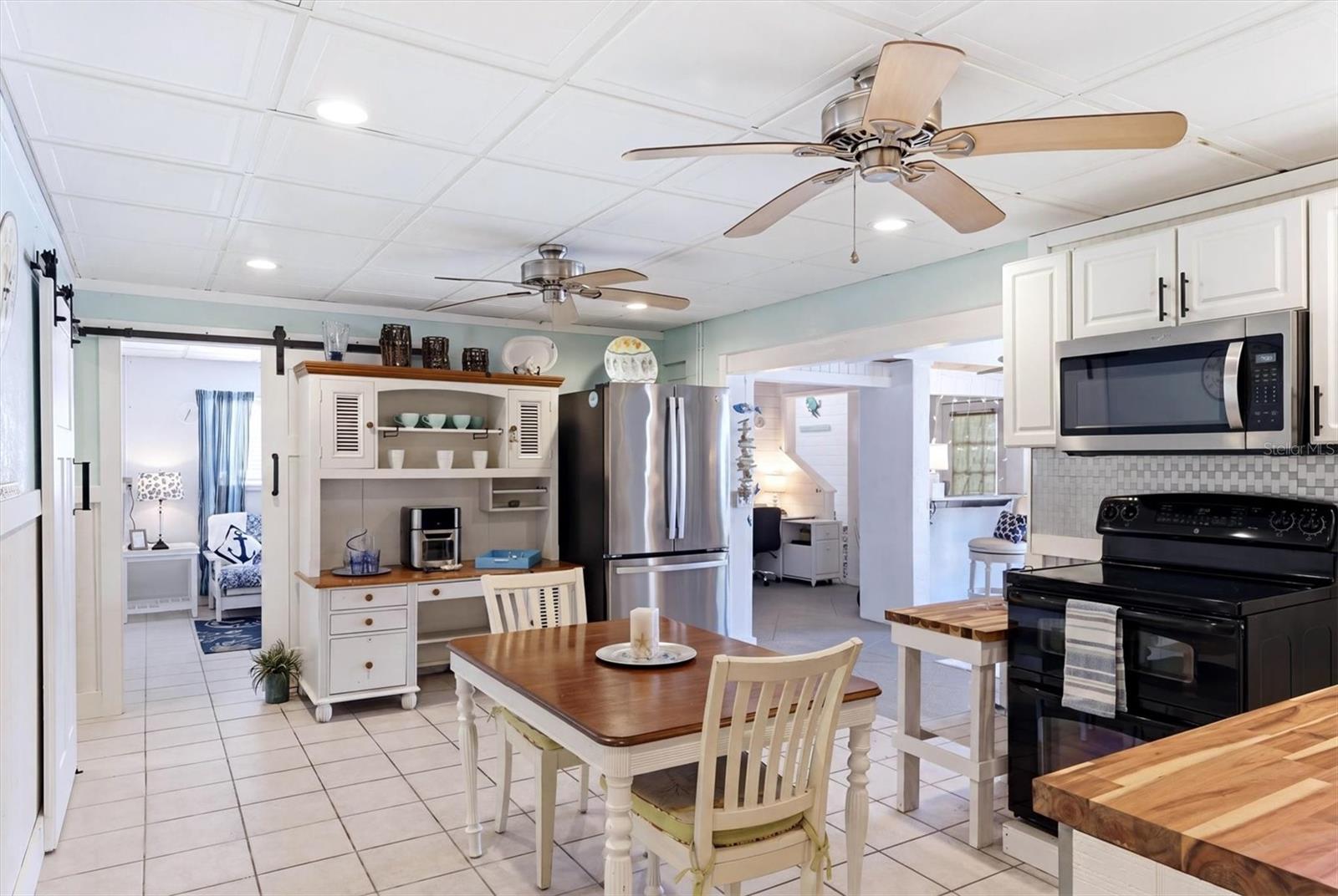 517 KUMQUAT DR — photo 29