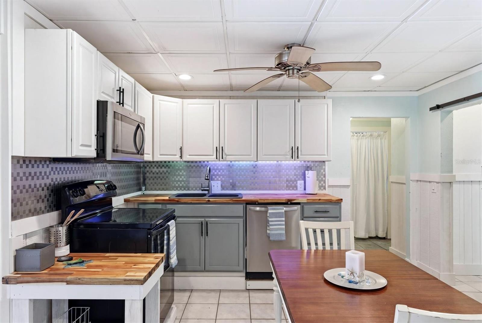 517 KUMQUAT DR — photo 28