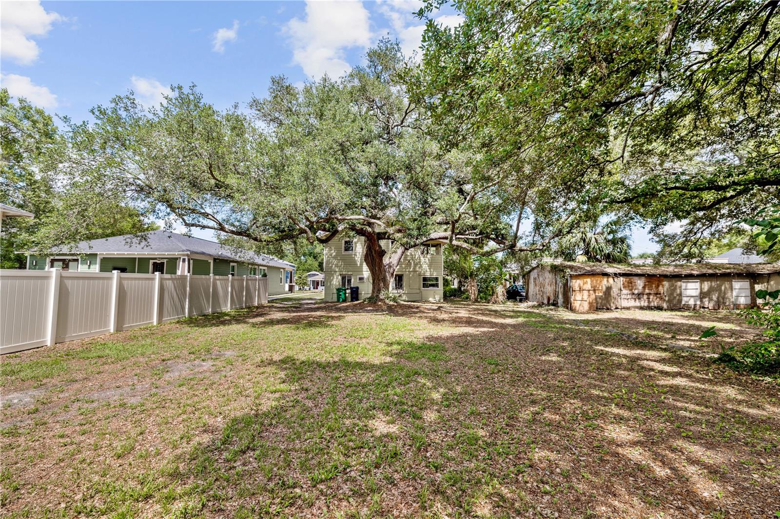 5914 N OLA AVE — photo 11