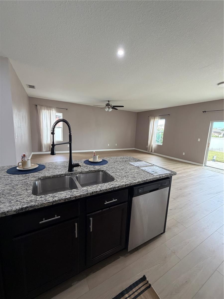 1261 ANCHOR BEND DR — photo 8