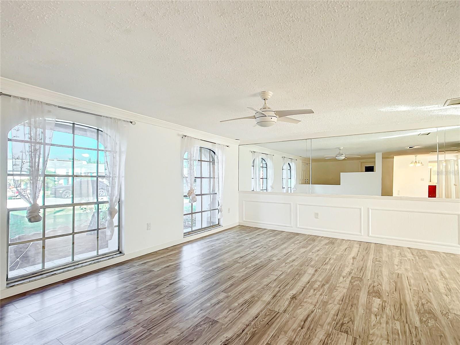 3640 RICHBORO DR — photo 10